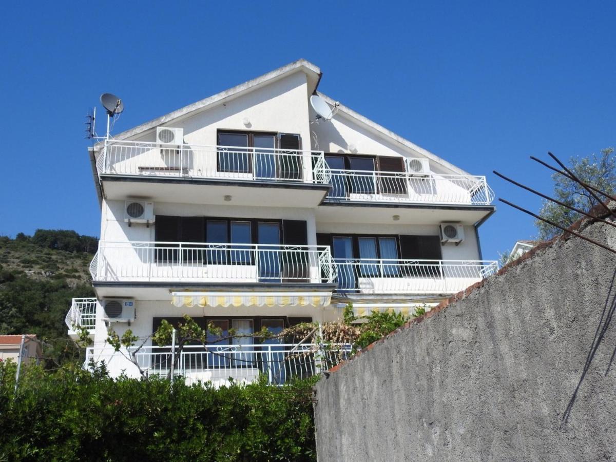 Madam Svetlana Bed & Breakfast Tivat Exterior photo